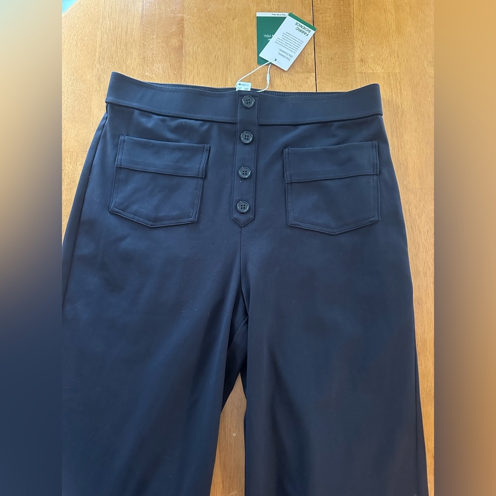 HALARA Black Button-Front Pants